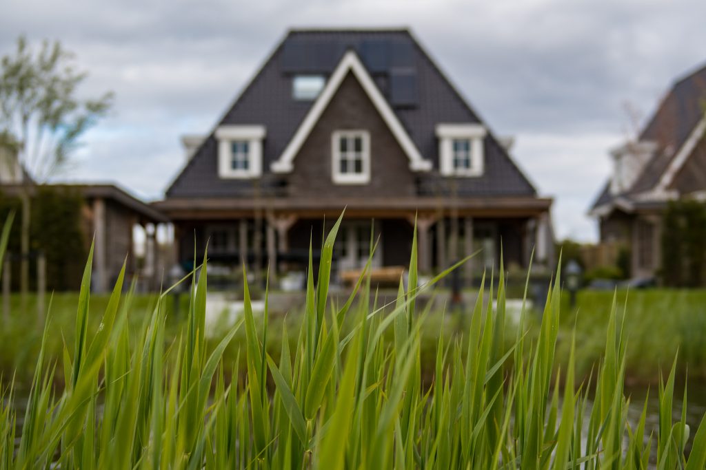 Si buscases vivienda, ¿Comprarías tu casa?